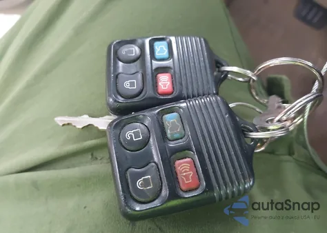 2006 Ford Mustang V6 из США, поврежденный, VIN 1ZVFT84N665255606